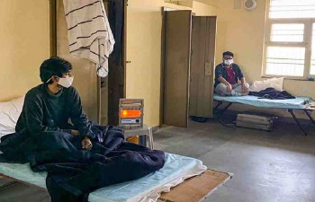 হোম কোয়ারেন্টাইন মানা না মানা আপনার বিষয়, তবে জাস্ট দেখেন পরিসংখ্যান কি বলে